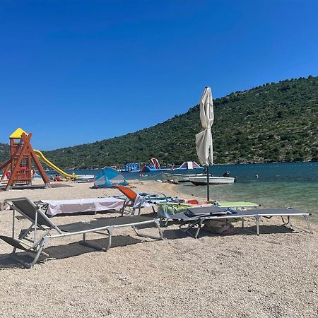 Apartments Kovacevic Rogoznica  Εξωτερικό φωτογραφία