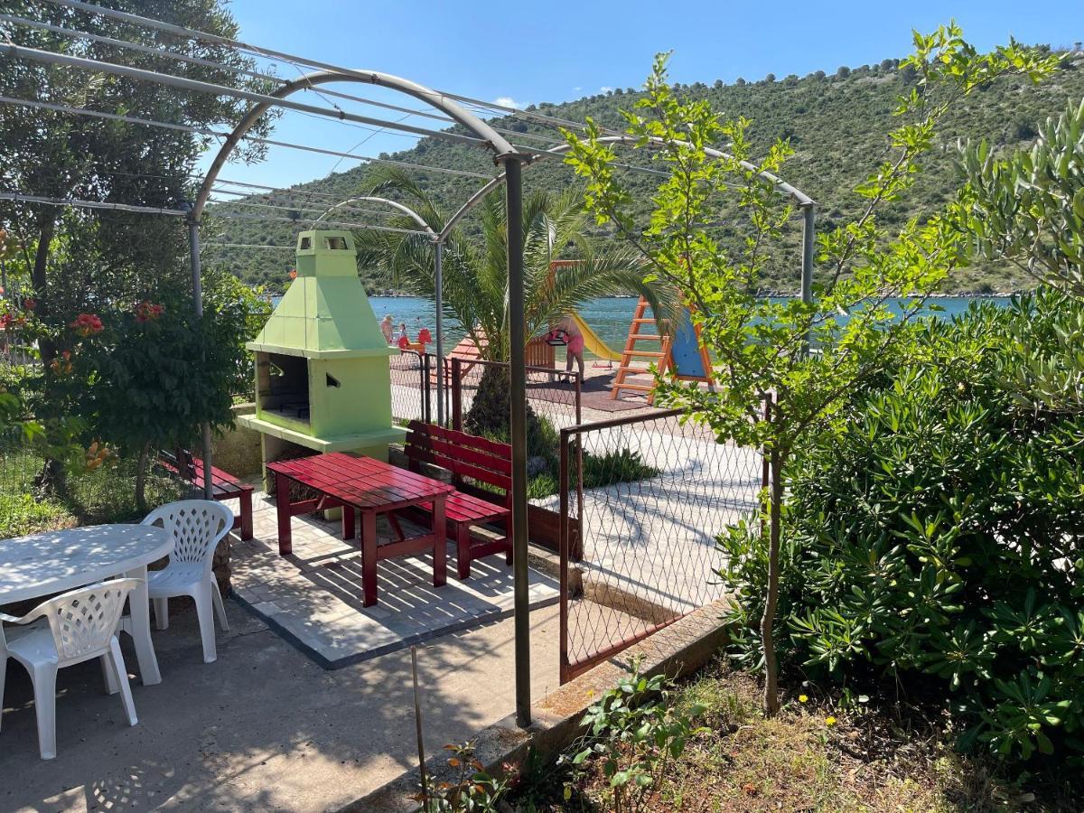 Apartments Kovacevic Rogoznica  Εξωτερικό φωτογραφία