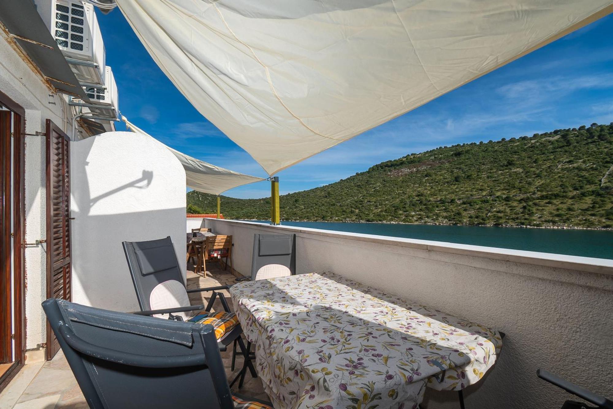 Apartments Kovacevic Rogoznica  Εξωτερικό φωτογραφία